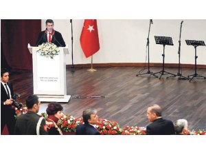 "BARO BAŞKANI ÇALDI, BAŞBAKAN OYNADI"