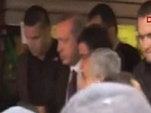 BAŞBAKAN DÖVERSE DANIŞMANI ÖLDÜRÜR