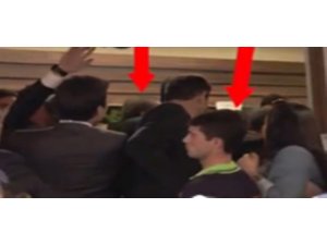 'BAŞBAKAN YAKAMA YAPIŞTI'