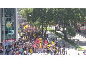 İZMİR'DE GENEL GREVE POLİS SALDIRISI!