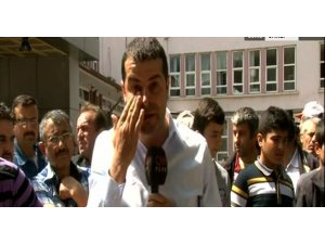 CÜNEYT ÖZDEMİR GÖZYAŞLARINI TUTAMADI