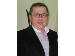 LÜTFÜ TÜRKKAN TWİTTER'İ BÖYLE SALLADI