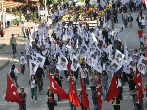 1919 GENÇ SAMSUN’DAN ANKARA’YA YÜRÜYÜŞE GEÇTİ