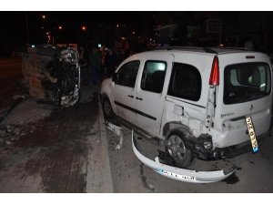 TAKLA ATAN OTOMOBİLDEN ÇIKIP KAYIPLARA KARIŞTILAR