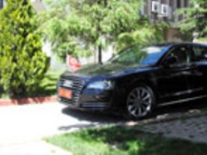 Aylık 10 bin liraya kiralık makam aracı