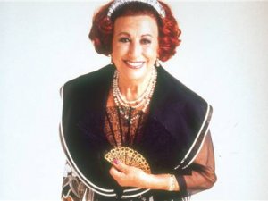 MÜZEYYEN SENAR'DAN İYİ HABER