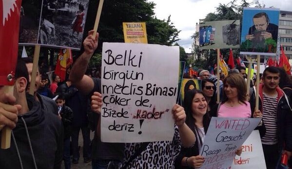 ERDOĞAN ALMANYA'DA PROTESTO EDİLİYOR