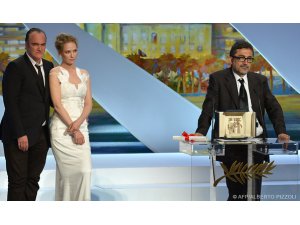 ALTIN PALMİYE DEĞİL ALTIN YÜREK KONUŞULDU