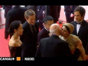 LEİLA HATAMİ'YE DESTEK BÖYLE OLUR