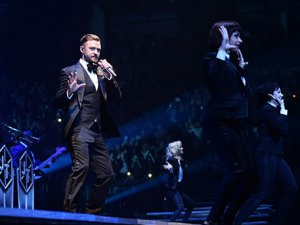 DÜNYACA ÜNLÜ SANATÇININ SOMA MESAJI İZLEYİCİLERİ COŞTURDU