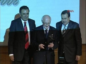 ÜNLÜ RESSAMIMIZI KAYBETTİK