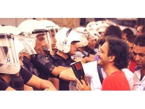 SANATÇILAR MEYDANLARA ÇAĞIRDI