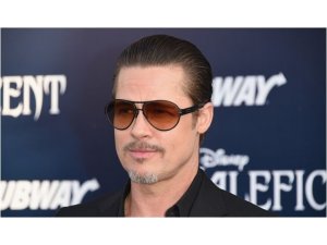 BRAD PİTT'E YUMRUKLU SALDIRI