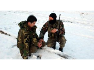 PKK'LININ AİLESİ DE EYLEM BAŞLATTI