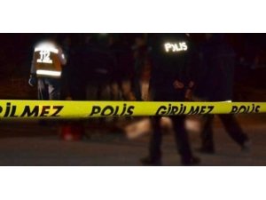 CAMİDE ÇATIŞMA: 2 ÖLÜ 1 YARALI