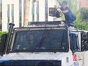 TOMA'NIN ÜZERİNE ÇIKAN GENÇ KONUŞTU