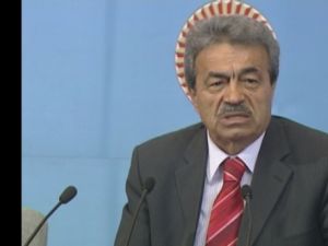 'BAŞBAKANLIK BABANIN ÇİFTLİĞİ DEĞİL Kİ'