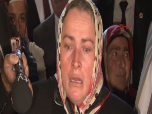 MADENCİ ANNESİ MECLİSİ AYAĞA KALDIRDI