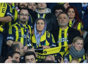 AZİZ BAŞKAN'DAN "ALİ İSMAİL KORKMAZ" TEZAHÜRATI