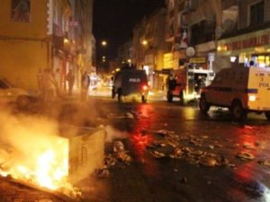 Beyoğlunda Gösterici Polis Çatışması