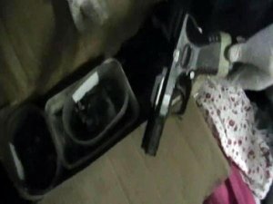 İSTANBUL'DA CEPHANELİK YAKALANDI