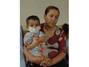 4 YAŞINDAKİ ELİF UYGUN NAKİL OLMAZSA ÖLECEK