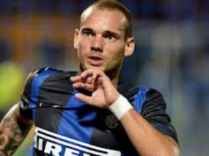 WESLEY SNEİJDER SESSİZLİĞİNİ BOZDU