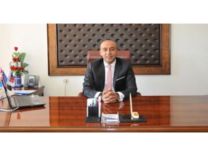 BAŞBAKANA HAKARET GÖREVİNDEN ETTİ