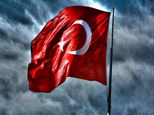 BAYRAĞI İNDİREN HAKKINDA  GELİŞME