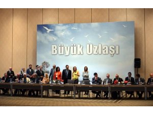 CHP'NİN BÜYÜK UZLAŞI HAMLESİ