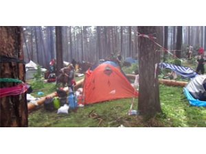 FIRTINA BÖYLE YIKTI GEÇTİ! 10 ÖLÜ!