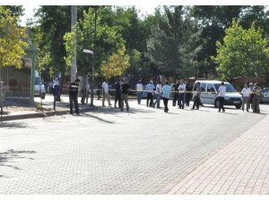 SİVEREK'TE ŞÜPHELİ PAKET