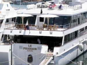 Kırmızı Bültenle Aranan Şeyh Bodrumda Keyif Yaptı