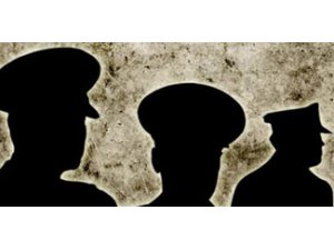 HERKES ÇIKTI ONLAR İÇERİDE