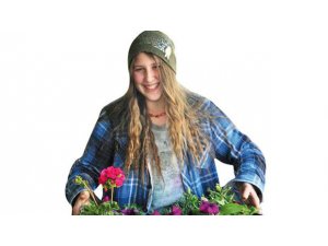 KIRMIZI FULARLI KIZIN ANNESİ, BABASI VE AVUKATI KONUŞTU