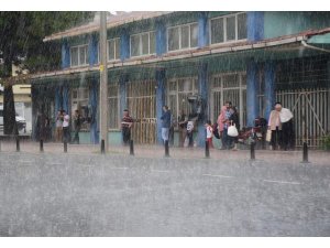 İLÇEYİ 20 DAKİKADA BU HALE GETİRDİ