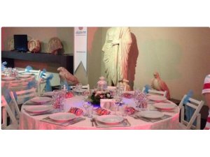 MÜZEDE YAPILAN DÜĞÜN TEPKİLERE NEDEN OLDU