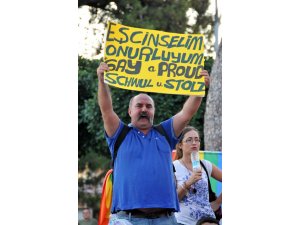 CİNSEL ÖZGÜRLÜK İSTEDİLER