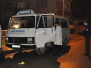 Minibüs direksiyonunda infaz