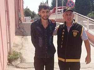 MARKETTEN PEYNİR İLE KAHVE ÇALDI