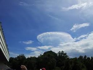 EGE SEMALARINDAN UFO GEÇTİ