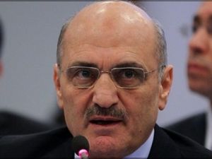 Burada dolandırıcılık, hırsızlık var.