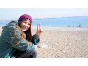 KIRMIZI FULARLI KIZIN SON GÖRÜNTÜLERİ