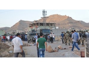 TRAFOYU BU KEZ KEDİLER DEĞİL HALK BASTI