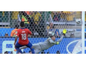 ŞİLİ DİREKLERİ DÖVDÜ SOSYAL MEDYA SALLANDI