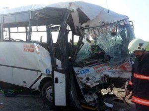 ANKARA'DA OTOBÜS DEVRİLDİ