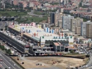 Başbakanın Açtığı Mega Center'da yangın