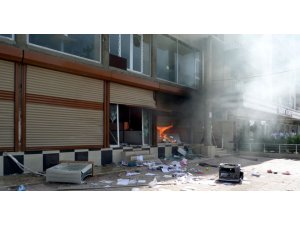 ŞIRNAK KARIŞTI ORTALIK SAVAŞ ALANINA DÖNDÜ