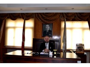 VATANDAŞA SÖVEN BAŞKANA MÜFTÜ'DEN "KUDURSUN İTLER" DESTEĞİ