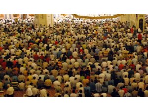 DOLANDIRICI İMAM CEMAATİ FENA ÇARPMIŞ